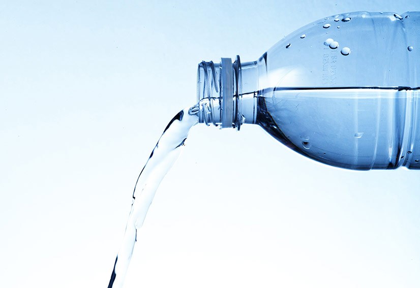Acqua in bottiglie di plastica: è davvero sicura?  Depuratori d'acqua  Aquabio per casa, ristoranti, bar e ufficio